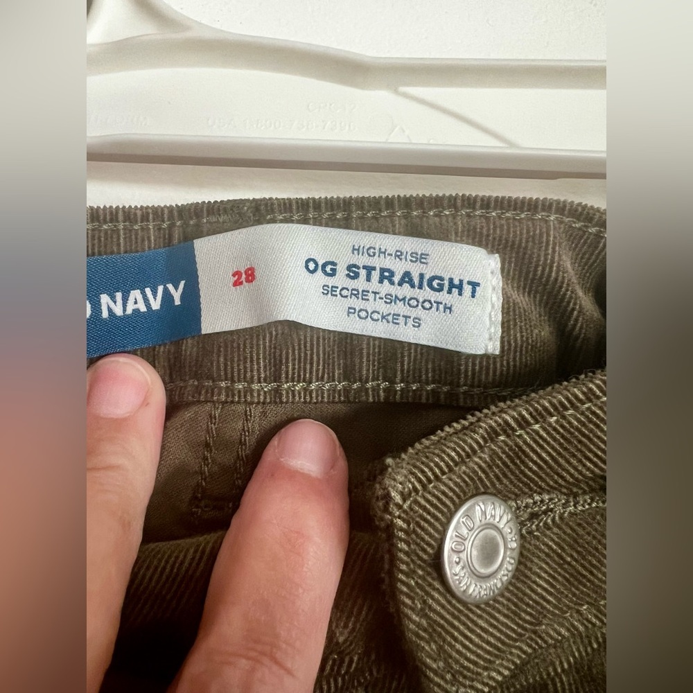 Old Navy High-Waisted OG Straight
Corduroy Ankle Pants Olive Trousers 28W - Picture 11 of 12